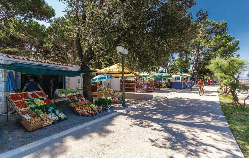 Apartman Dujmic Kornić Exteriör bild